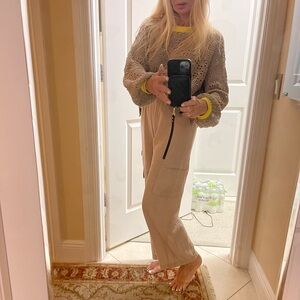 Stylish Tan Women's Pant outfit for travel or leisure